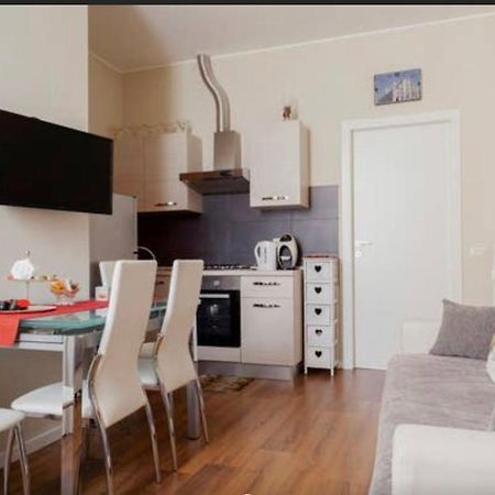 Rodica Comfort Home Milano Navigli Milão Exterior foto